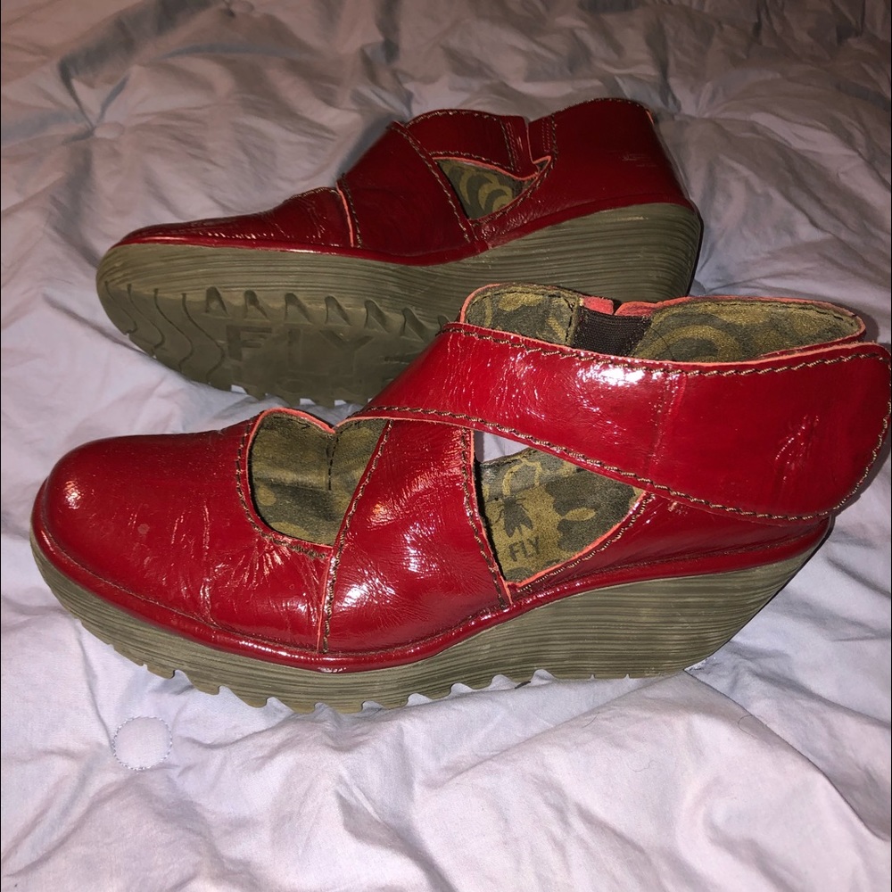 Red patent leather Fly London wedge sz 42.